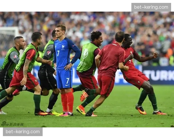 为应对极端气候，法国职业足球联盟要求各球场检查防暴雨设施