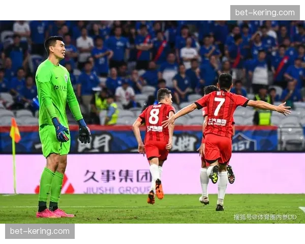 【2026年4月中超联赛·人物·专访专访沧州雄狮队长奥斯卡：作为支点中锋，我的任务是为后排队友创造前插空间